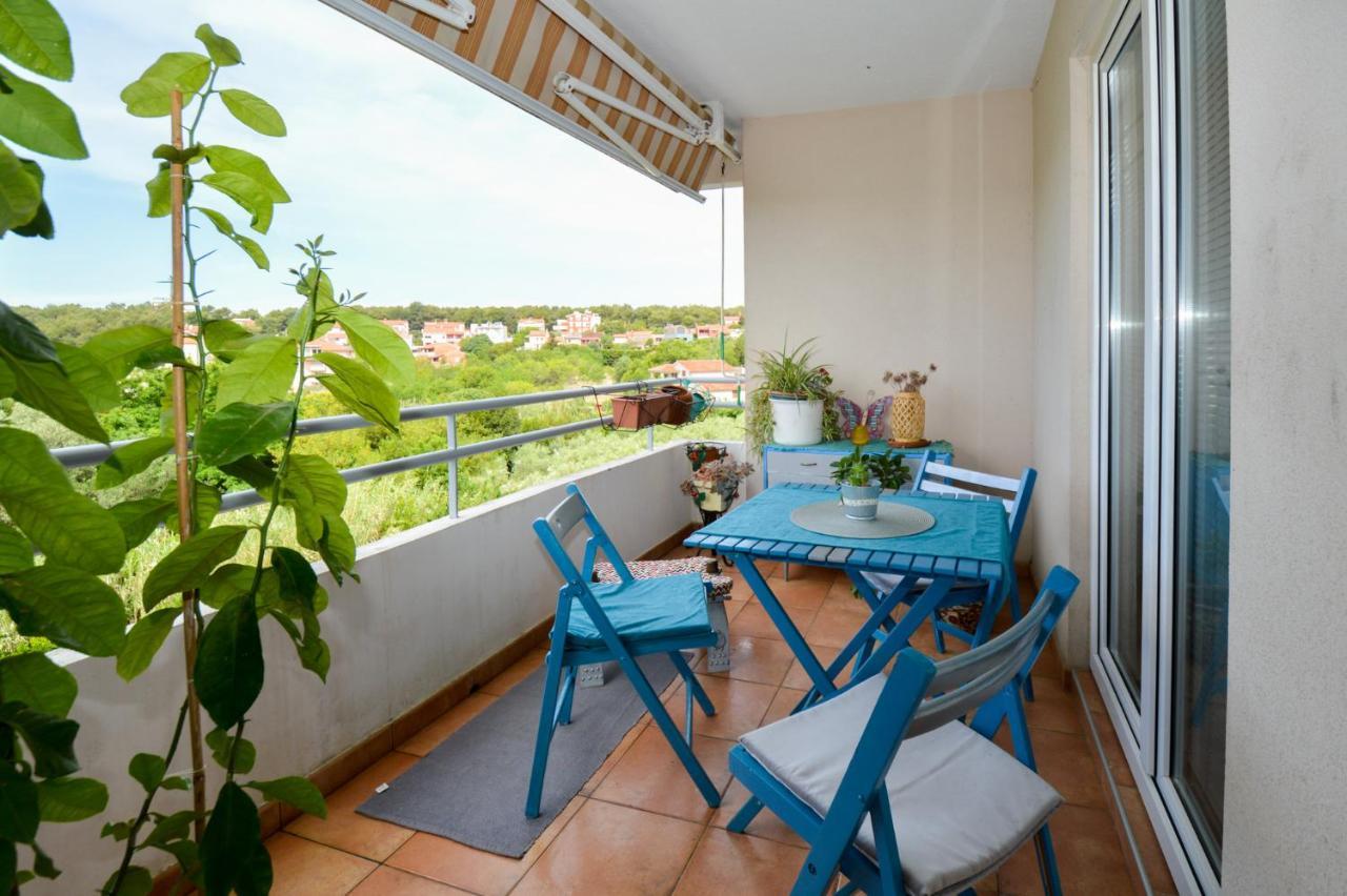 Lungo Mare Apartment Pula Exterior photo